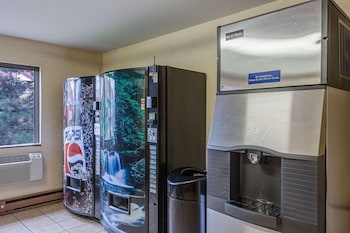 motel 6 oak creek wi