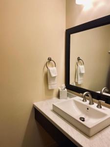 university inn durham next to duke university medical center