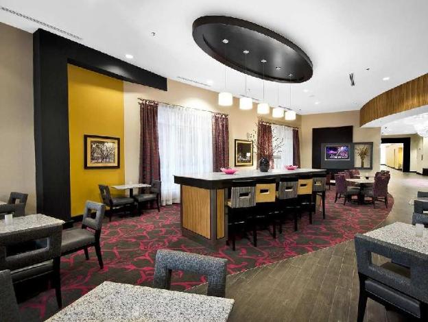 hampton inn and suites raleigh downtown
