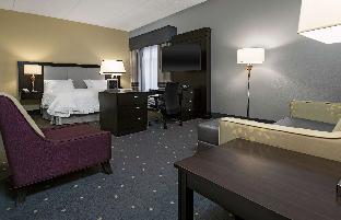 hampton inn and suites raleigh downtown