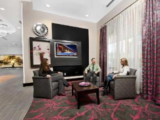 hampton inn and suites raleigh downtown