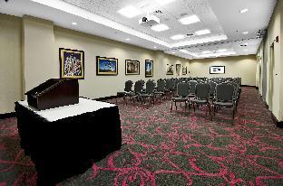 hampton inn and suites raleigh downtown