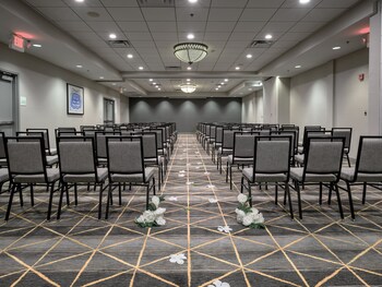 holiday inn raleigh durham airport by ihg