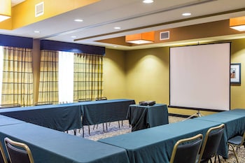 cambria hotel raleigh durham airport