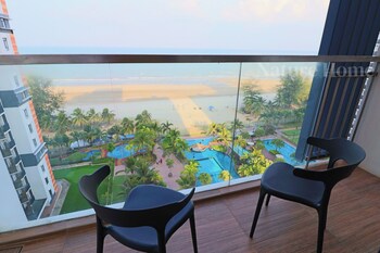 timurbay seafront residence 1 room by serindit