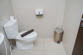 comfortable and nice 1br at m town signature apartment