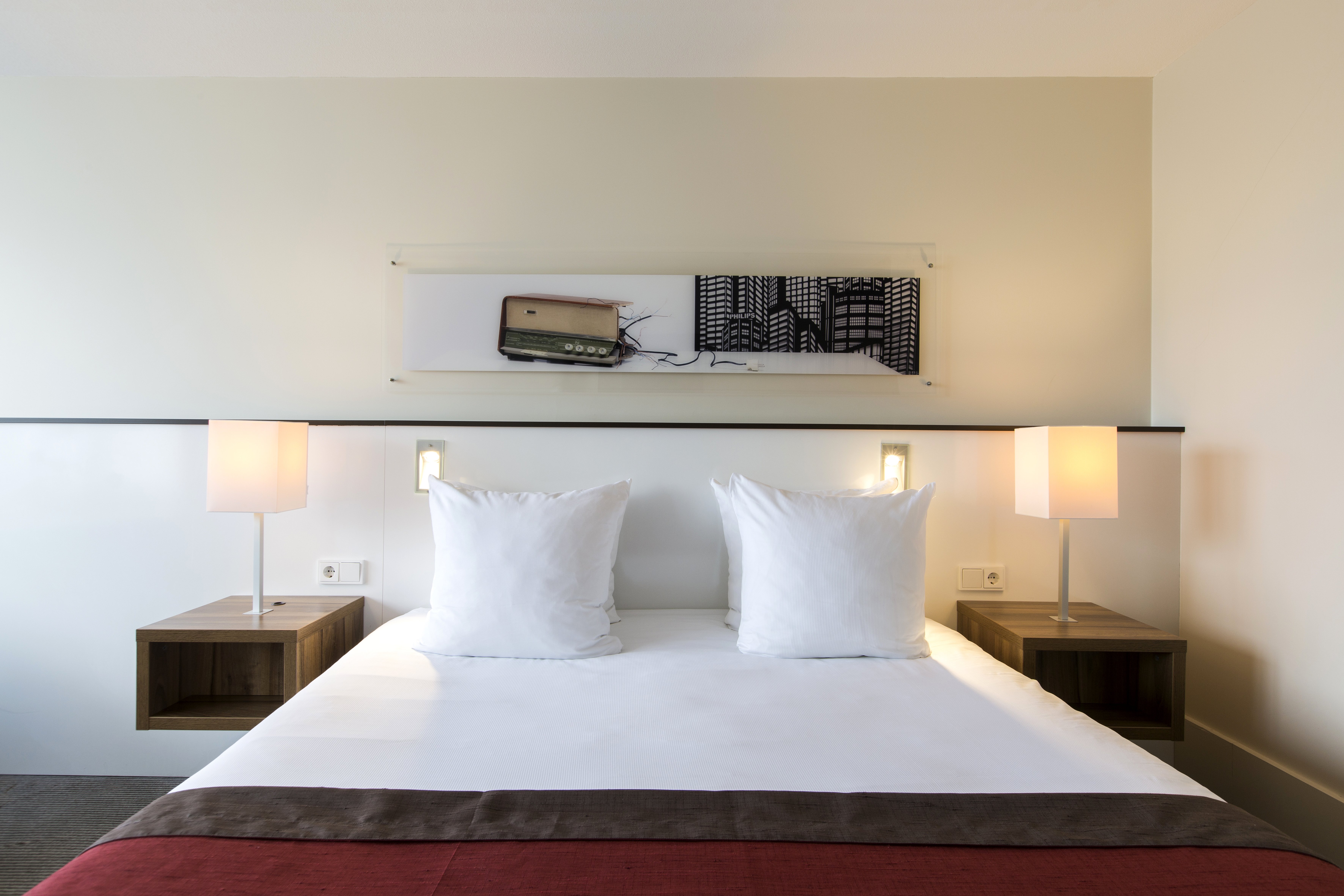 holiday inn eindhoven centre by ihg