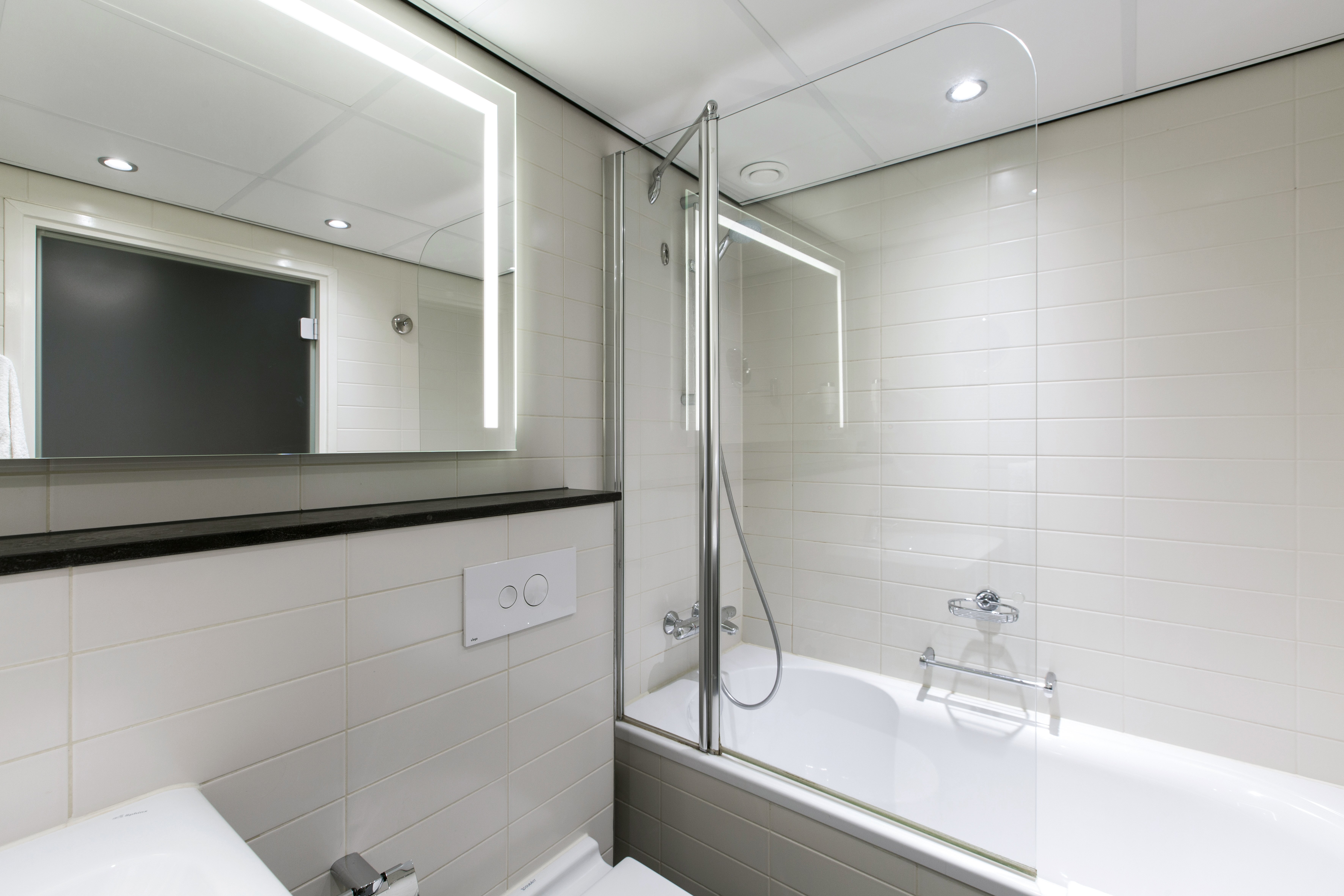holiday inn eindhoven centre by ihg