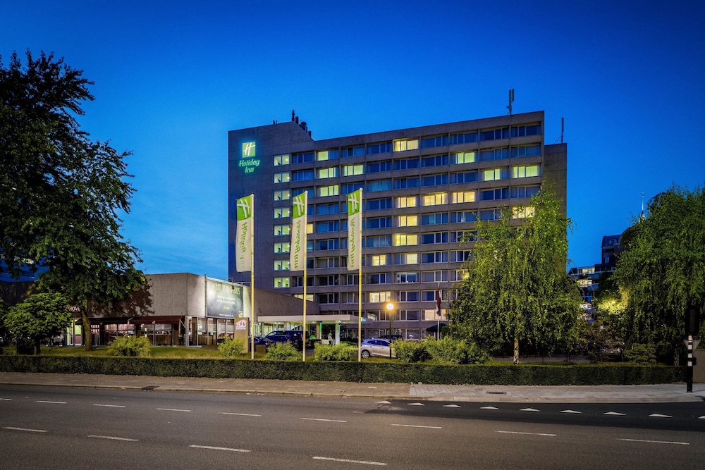 holiday inn eindhoven centre by ihg