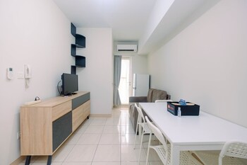 Beautiful And Cozy 2Br At Springlake Summarecon Bekasi Apartment,,0 star