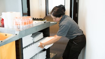 b2 hat yai rat uthit boutique and budget hotel