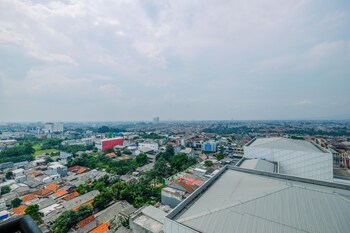 comfortable studio apartment at margonda residence 3