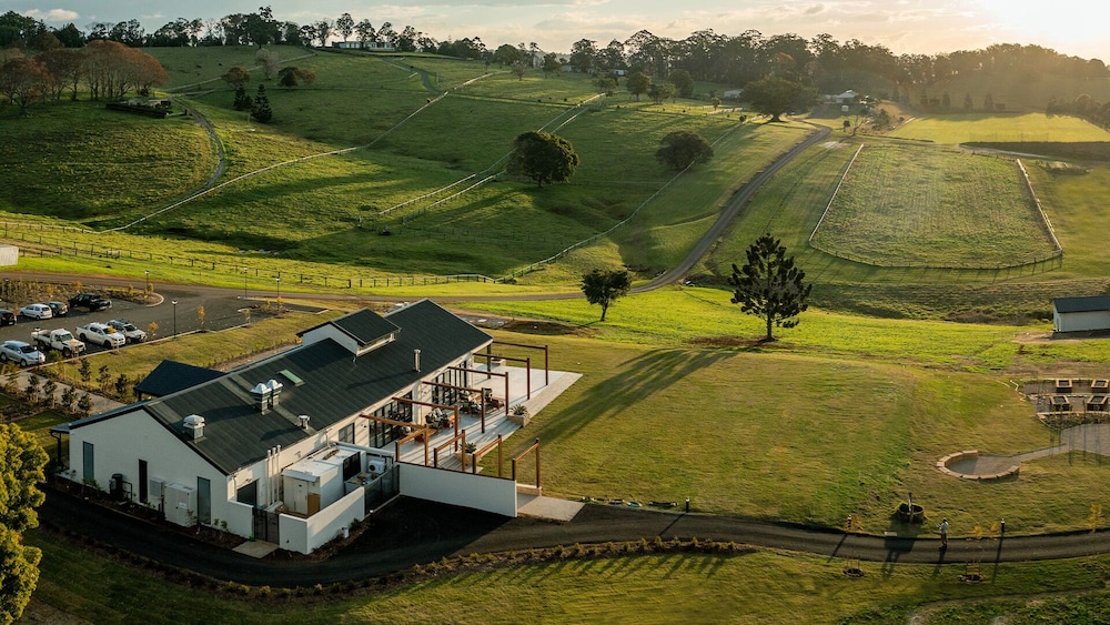 beechmont estate