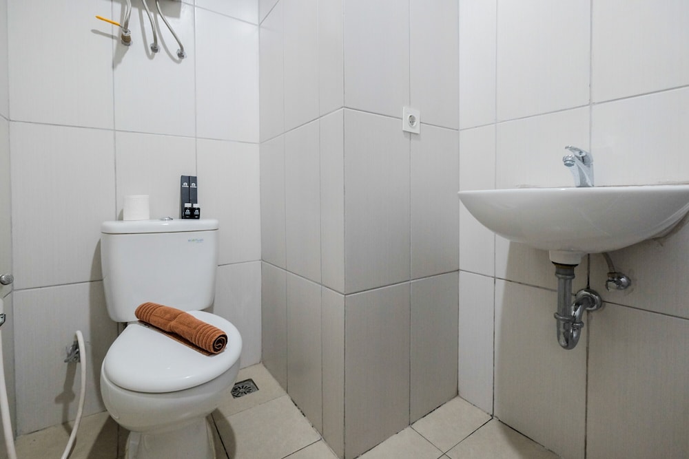 comfy and modern 2br grand kamala lagoon apartment