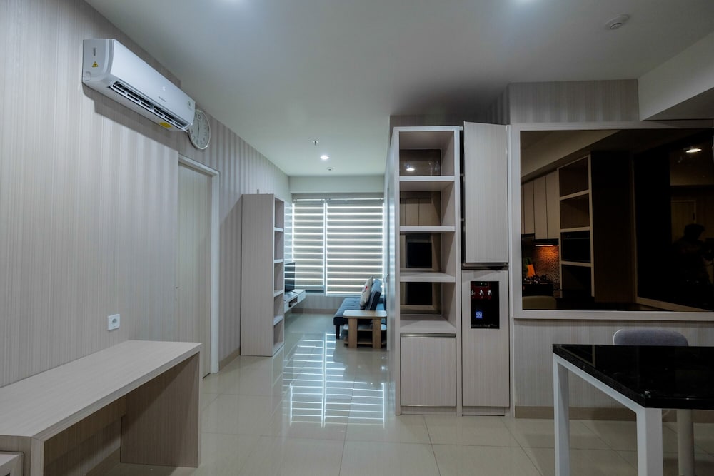 comfy and modern 2br grand kamala lagoon apartment
