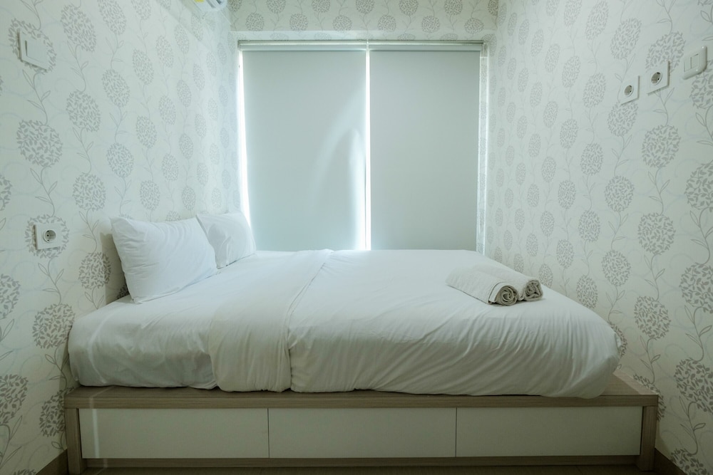 comfy and modern 2br grand kamala lagoon apartment