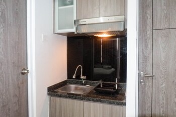 Scenic Studio Apartment At Taman Melati,16Fl #22. Jl. Mulyorejo Utara No. 201,0 star