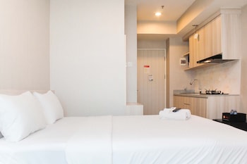 stunning grand kamala lagoon studio apartment