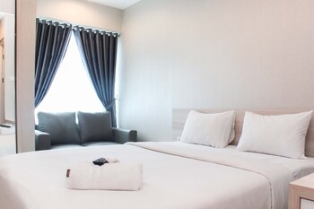 stunning grand kamala lagoon studio apartment