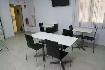 hotel barajas plaza madrid