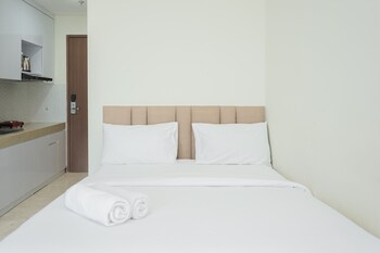 scenic studio apartment at b residence