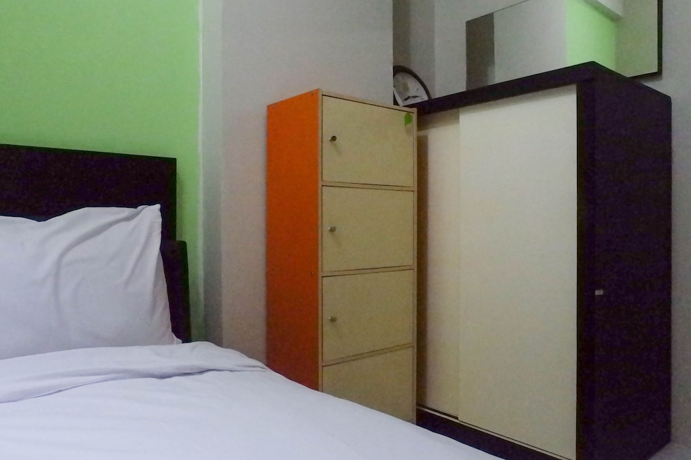 best deal 2br apartment at dian regency near its