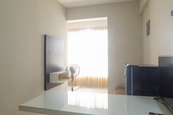 Best Deal 2Br Apartment At Dian Regency Near Its,,0 star