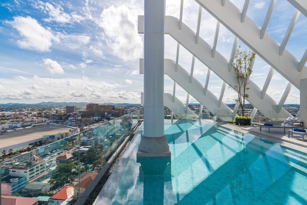 arbour hotel and residence
