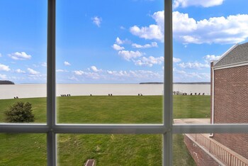 top floor family deluxe bay view