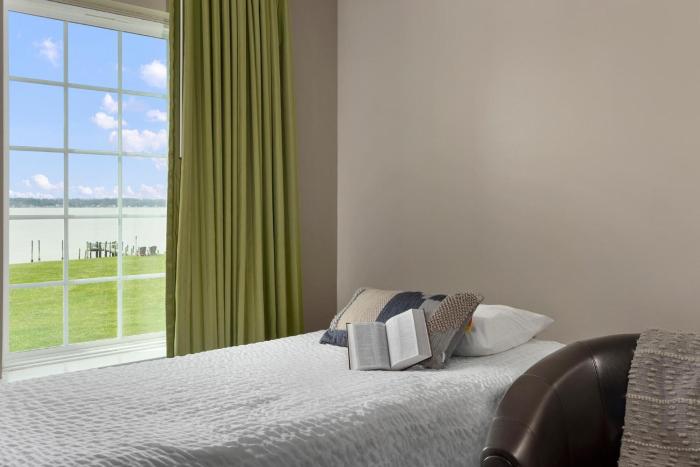 top floor family deluxe bay view