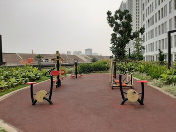 homey studio apartment at m town residence near summarecon mall serpong