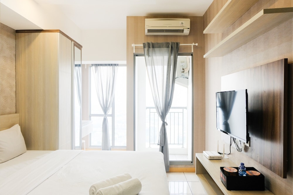 homey studio apartment at m town residence near summarecon mall serpong