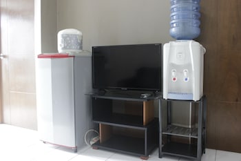 pleasant 2br apartment at gateway ahmad yani