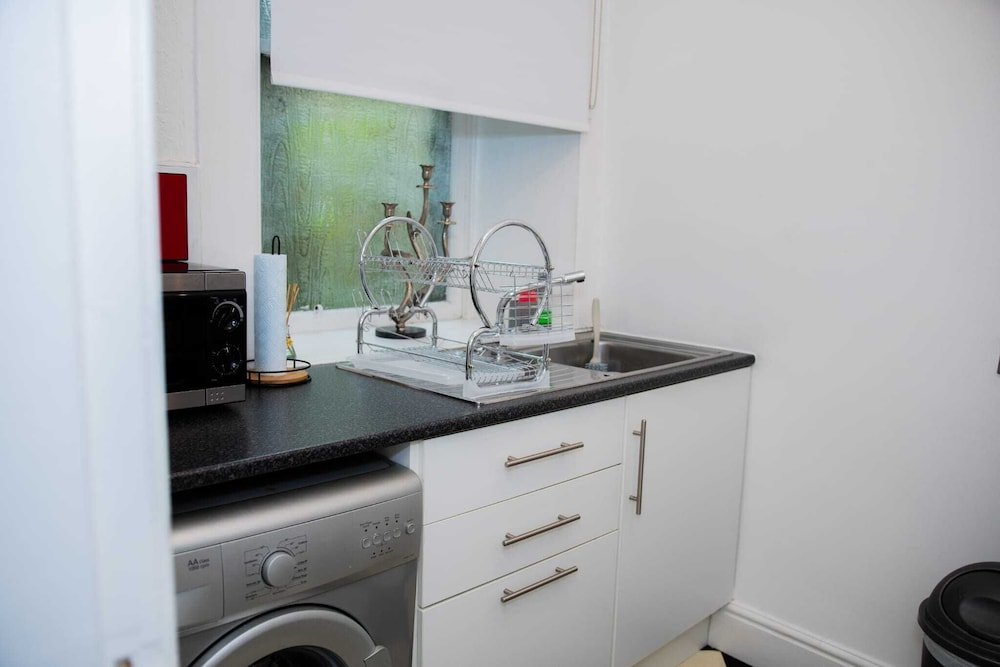 rose apartment 2 bed town centre apartment in ayr