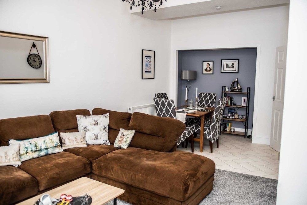 rose apartment 2 bed town centre apartment in ayr