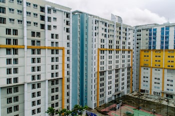 elegant and homey studio at paramount skyline apartment