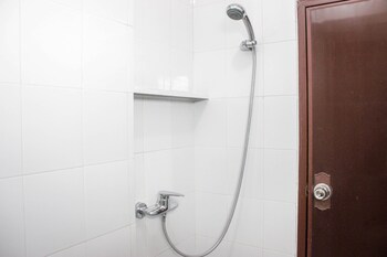 spacious and deluxe 2br gateway ahmad yani cicadas apartment
