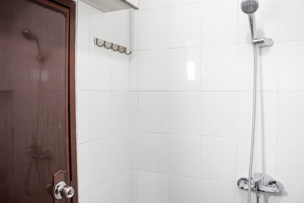 spacious and deluxe 2br gateway ahmad yani cicadas apartment