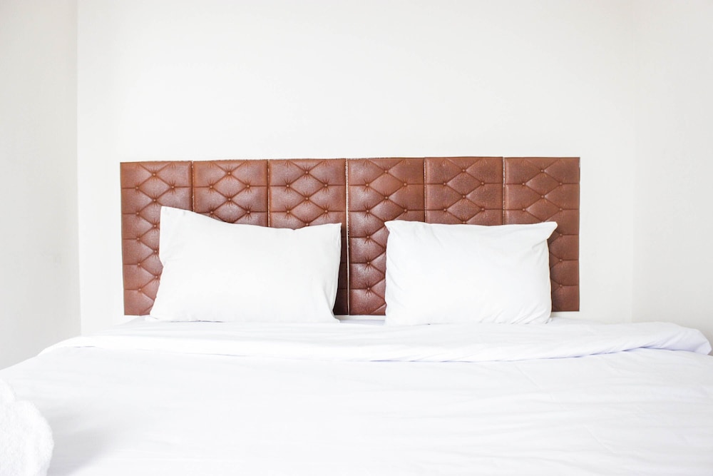 spacious and deluxe 2br gateway ahmad yani cicadas apartment