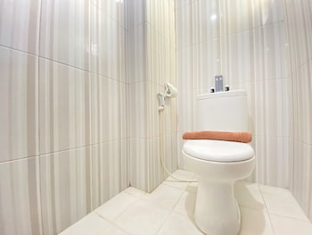 simply 3br apartment at gateway ahmad yani cicadas