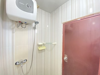 simply 3br apartment at gateway ahmad yani cicadas