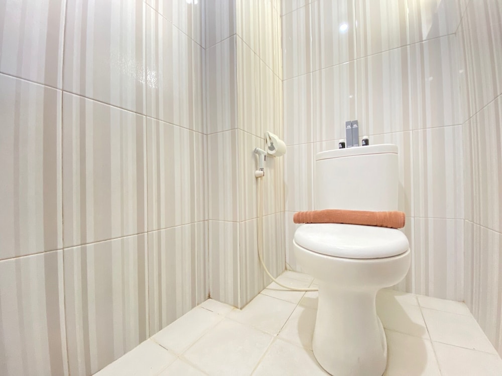 simply 3br apartment at gateway ahmad yani cicadas