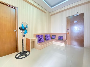 simply 3br apartment at gateway ahmad yani cicadas