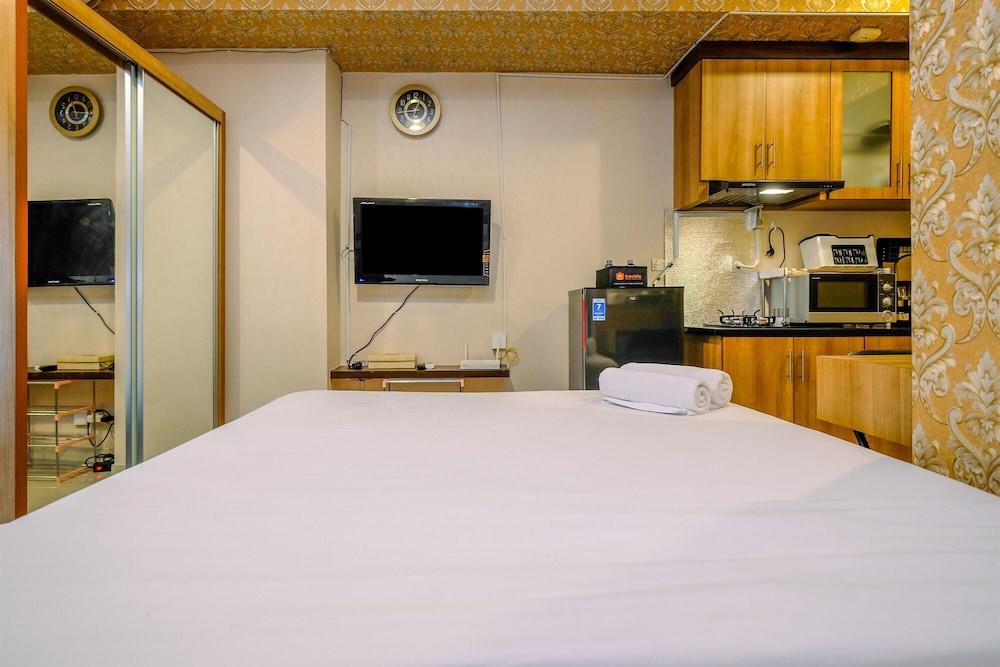 comfy and simply studio room at grand kamala lagoon apartment