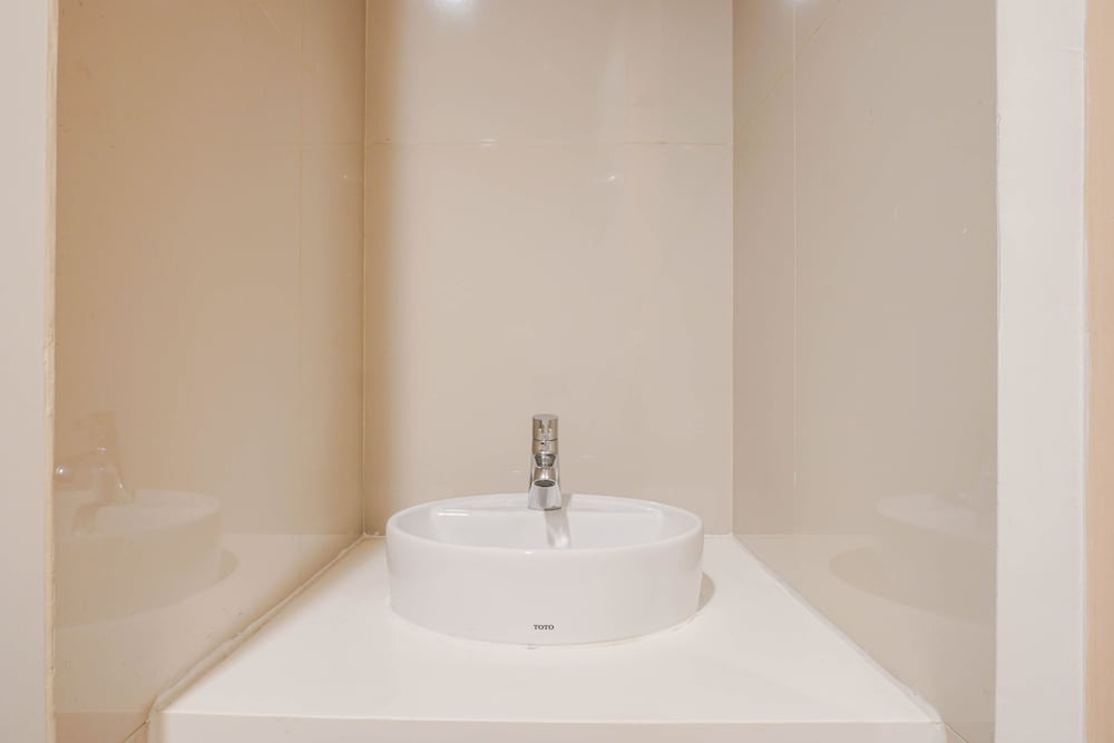 comfortable studio room at tree park bsd apartment