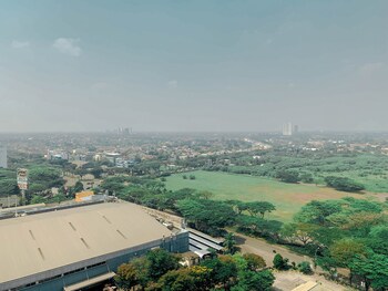Comfortable Studio Room At Tree Park Bsd Apartment,,0 star