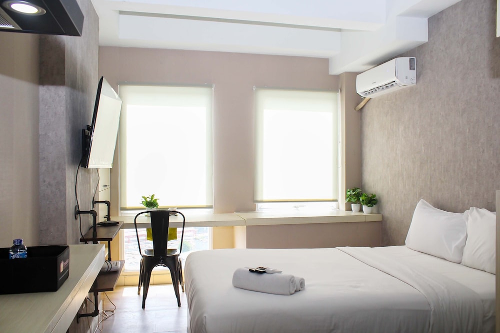 new and cozy studio at patraland urbano apartment