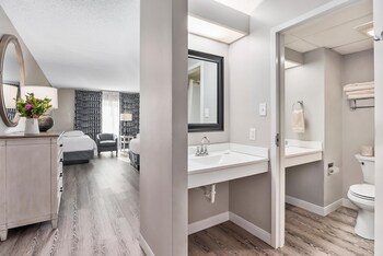 sandy cove first bay family deluxe