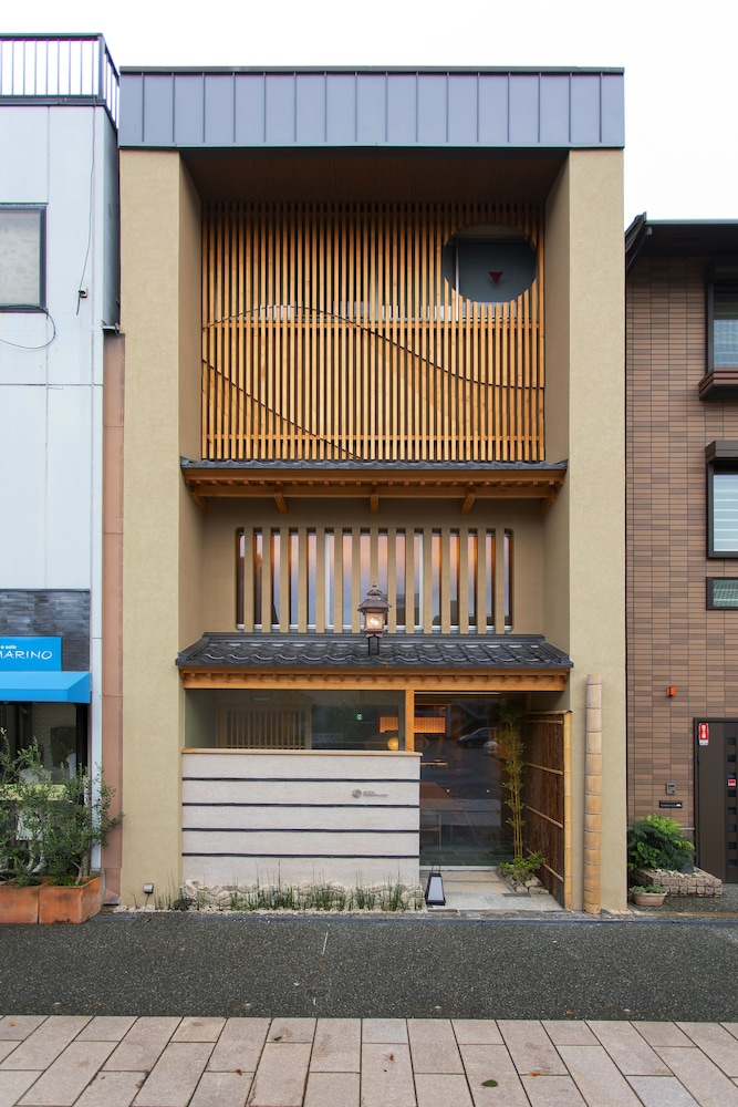 hotel kanazawa zoushi