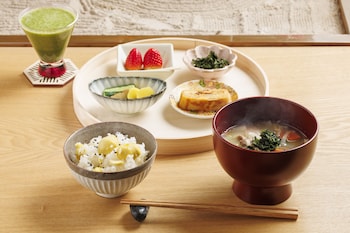 hotel kanazawa zoushi